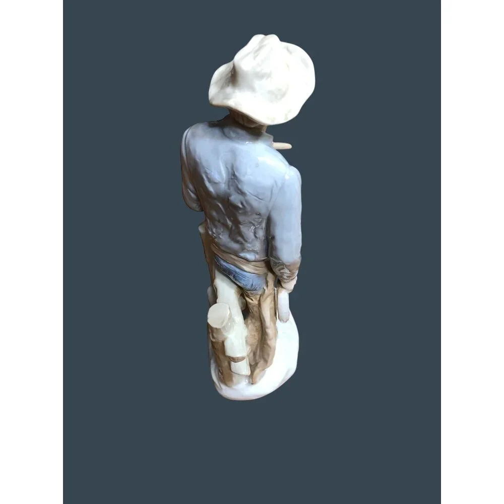 Porcelain Figurine Cowboy Sculpture Hat Cigar Rope Japan Western Rodeo Blue